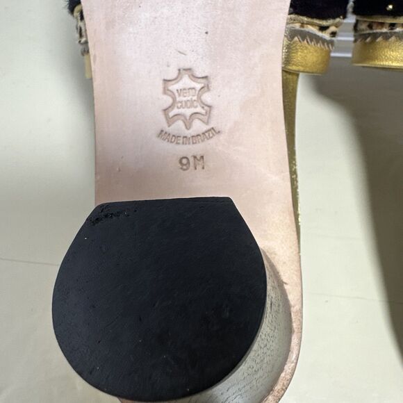 Bernardo Slip On Sandal Heels Gold Calf Hair Animal Print Size 9 Made in Brazil - Picture 4 of 12
